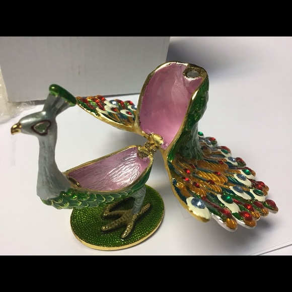NIB enameled peacock box rhinestones 4” x 4” - Picture 2 of 6